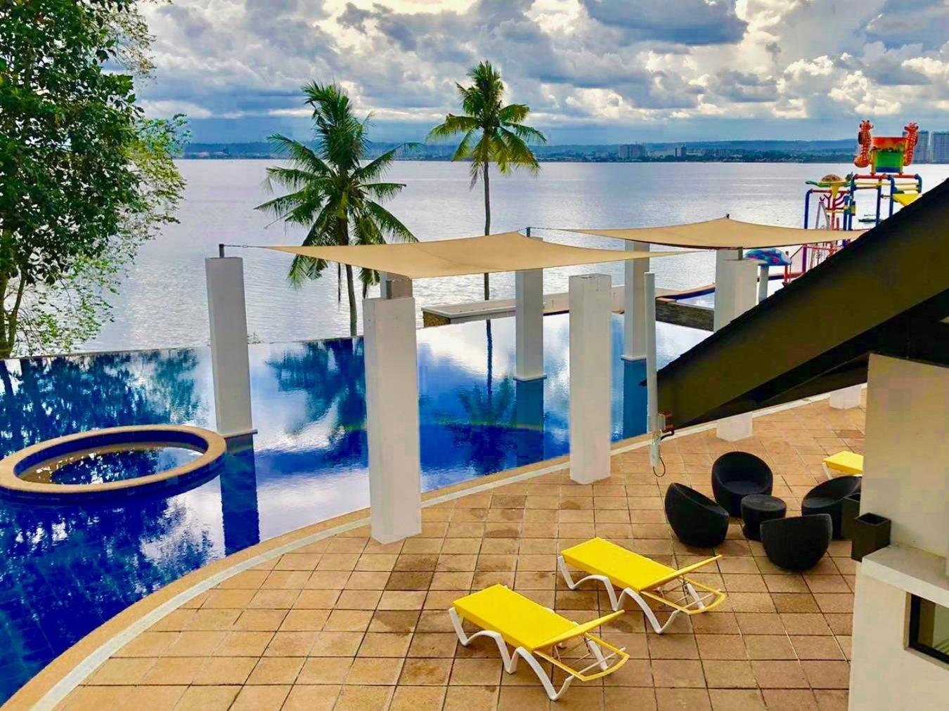 Crusoe Cabins Costa Azalea Samal Ngoại thất bức ảnh