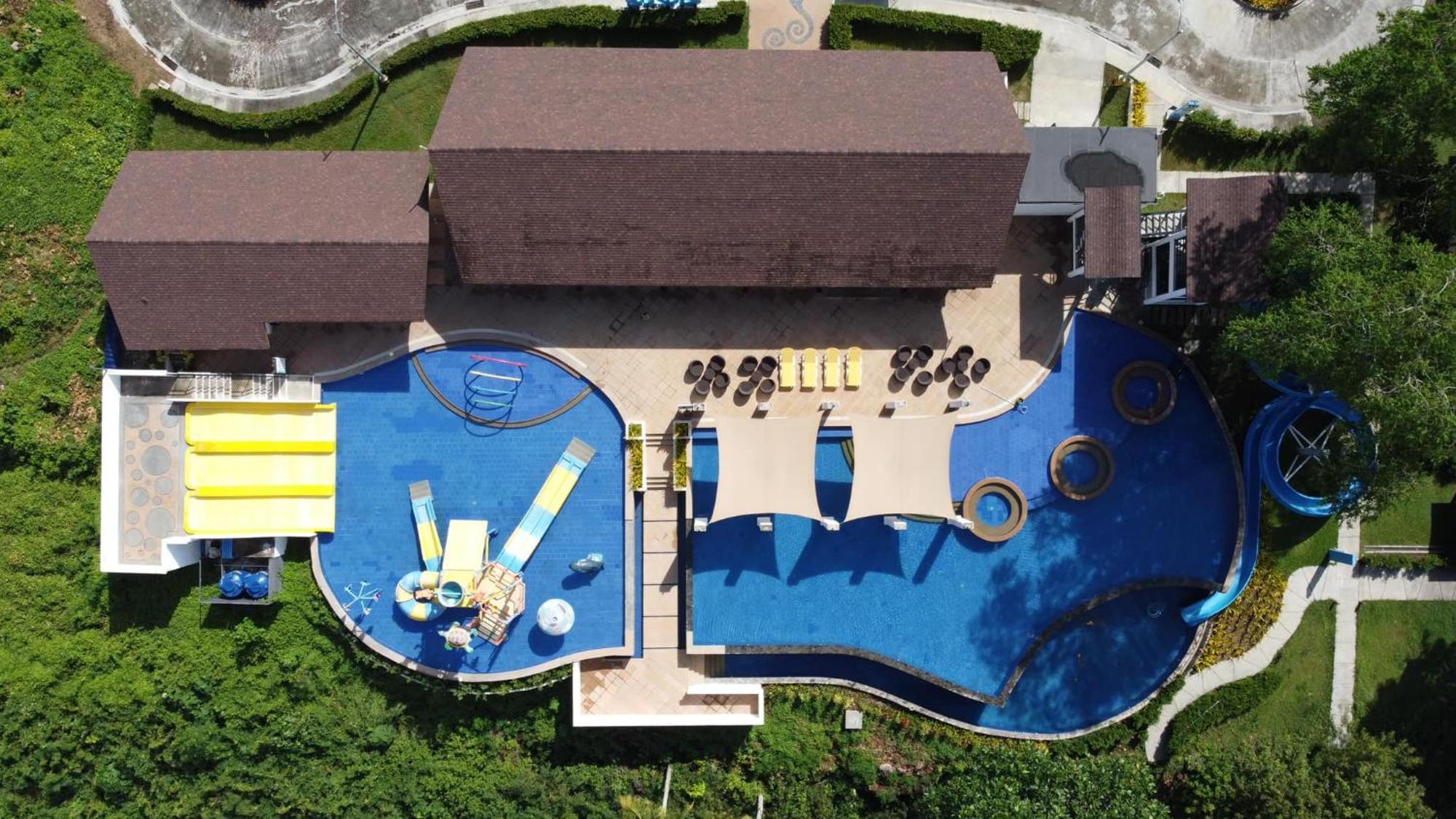 Crusoe Cabins Costa Azalea Samal Ngoại thất bức ảnh